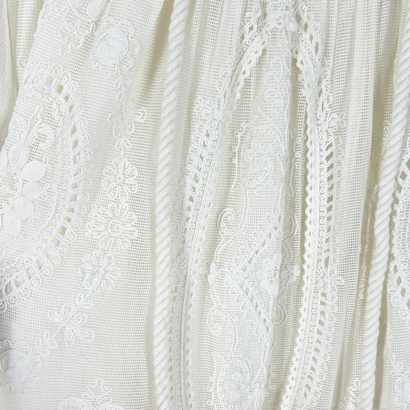 Alexis 100% Cotton Floral Embroidery Peasant Maxi Dress - Picture 5 of 10